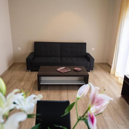 Central Luxurious Suite Near Lighthouse 亚历山德鲁波利斯 外观 照片