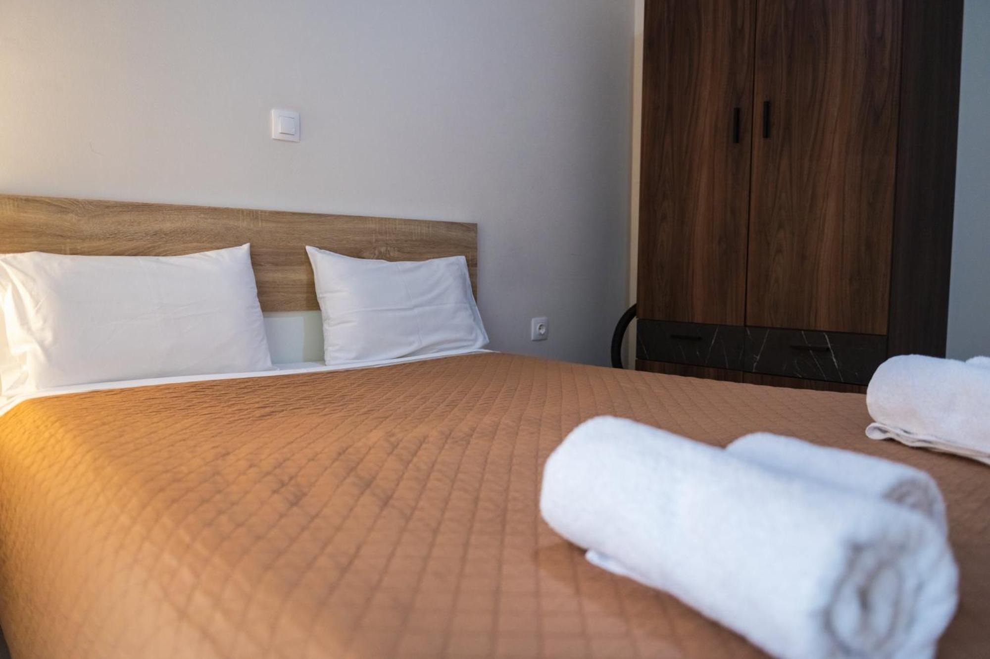 Central Luxurious Suite Near Lighthouse 亚历山德鲁波利斯 外观 照片