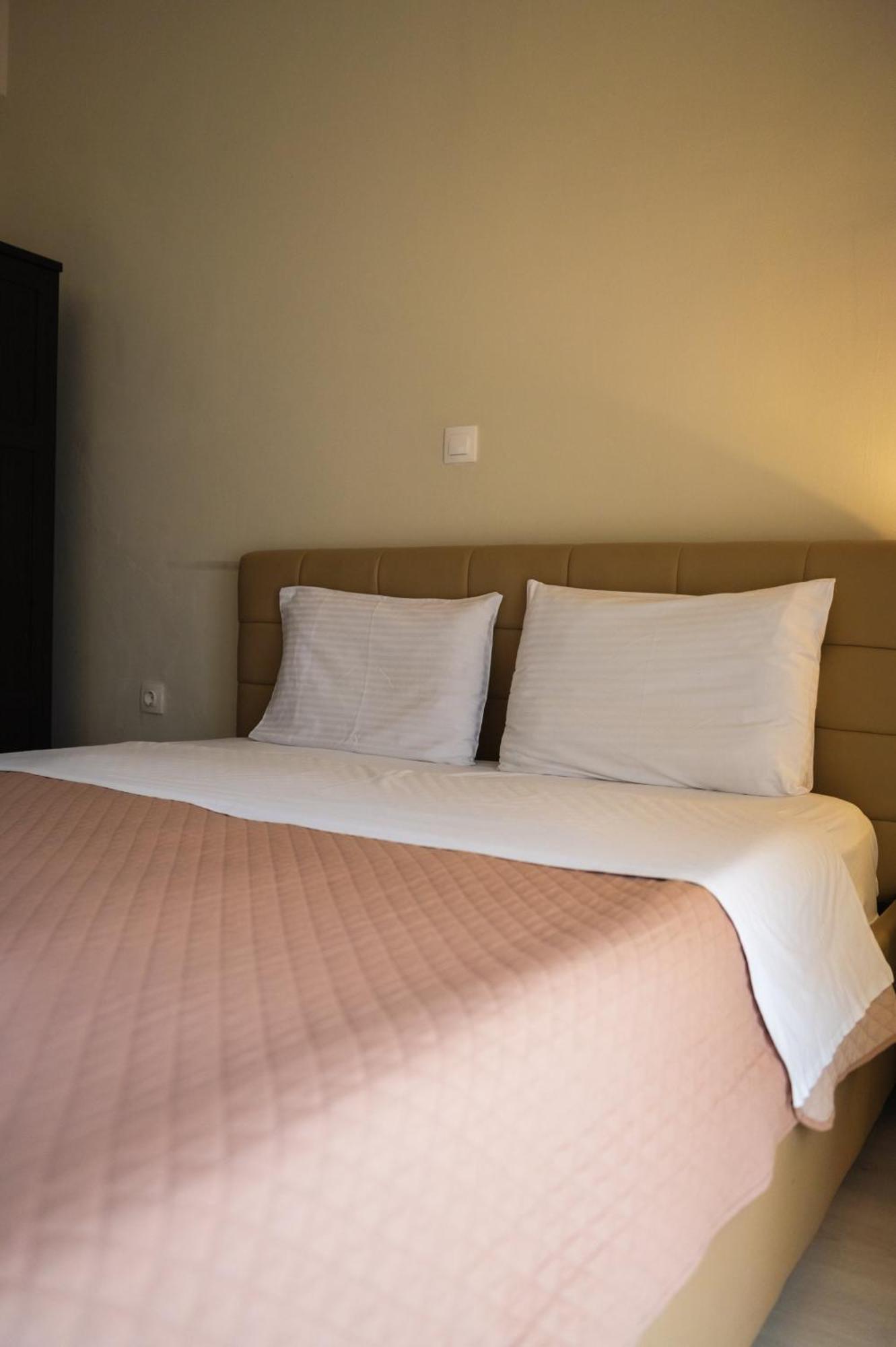 Central Luxurious Suite Near Lighthouse 亚历山德鲁波利斯 外观 照片