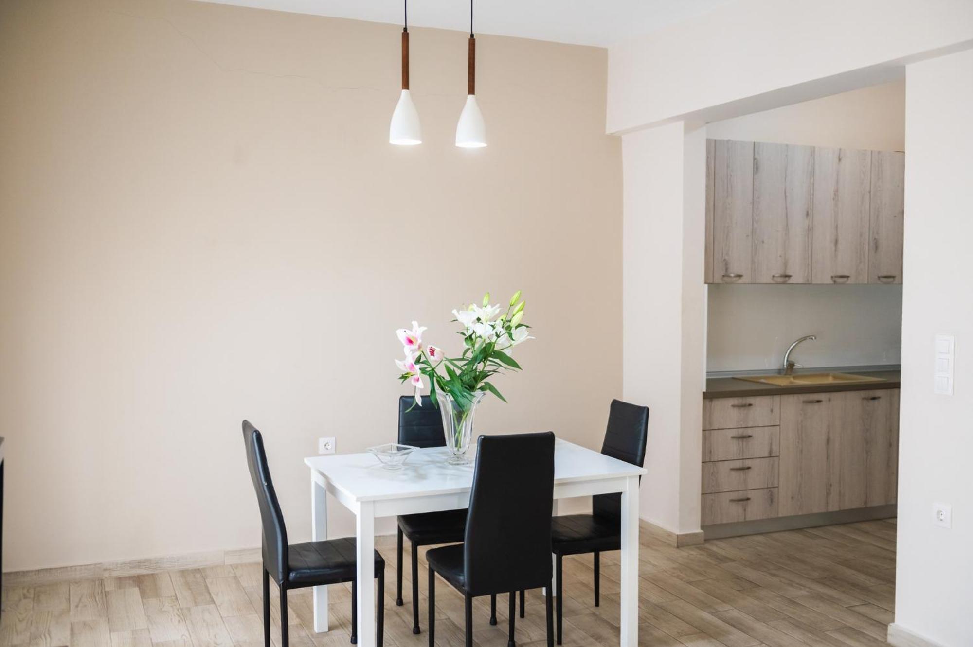Central Luxurious Suite Near Lighthouse 亚历山德鲁波利斯 外观 照片
