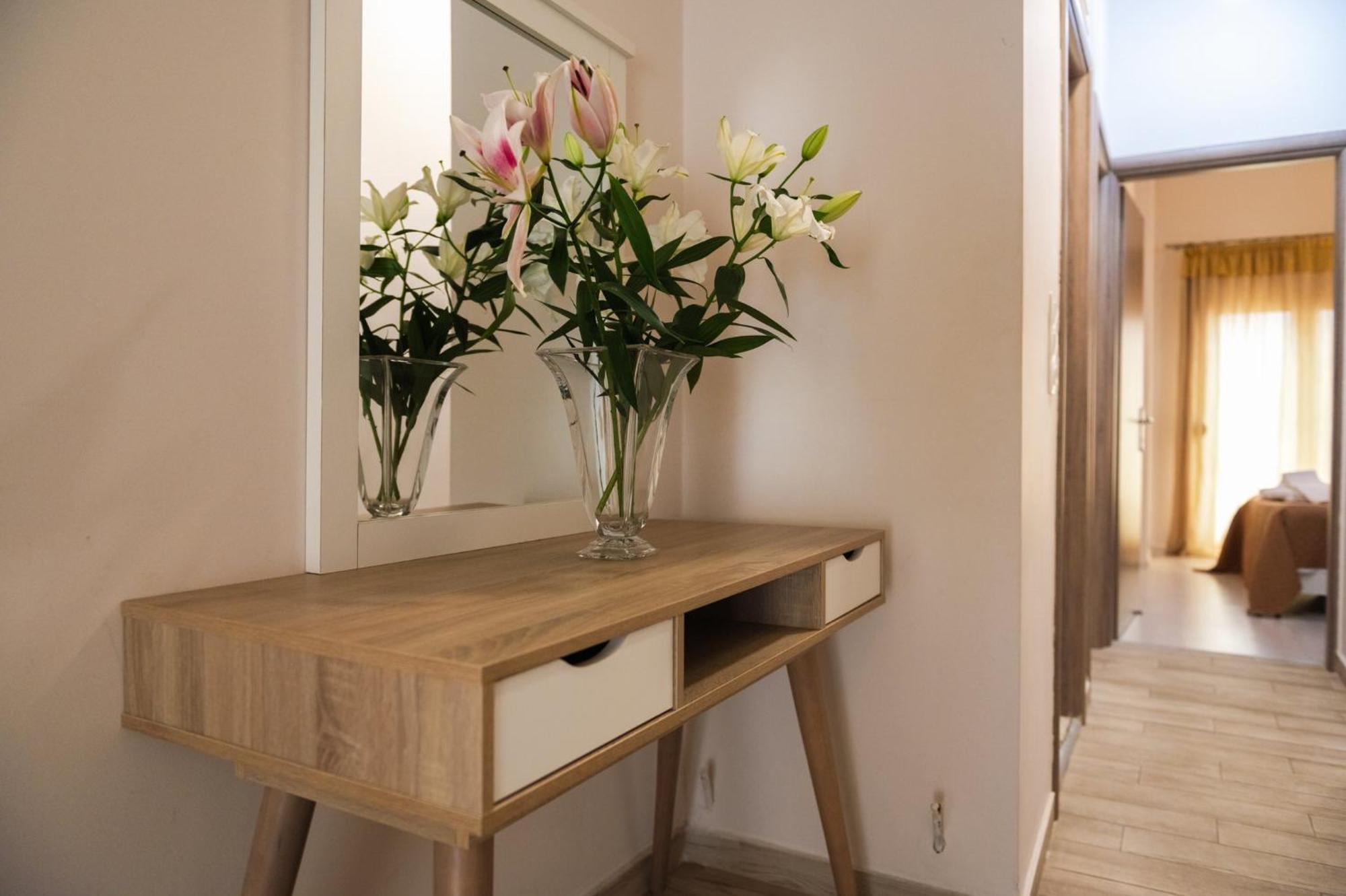 Central Luxurious Suite Near Lighthouse 亚历山德鲁波利斯 外观 照片