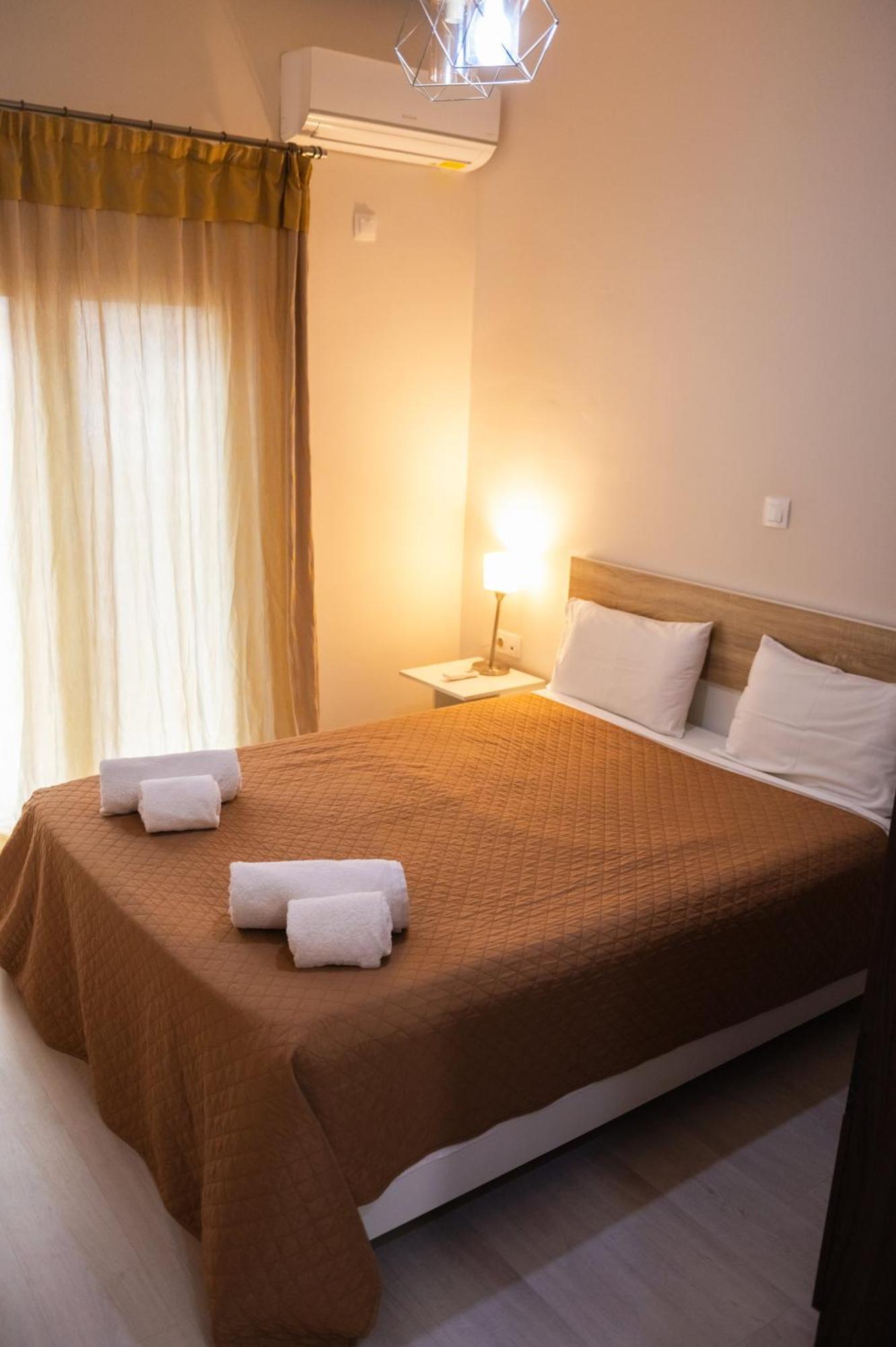 Central Luxurious Suite Near Lighthouse 亚历山德鲁波利斯 外观 照片