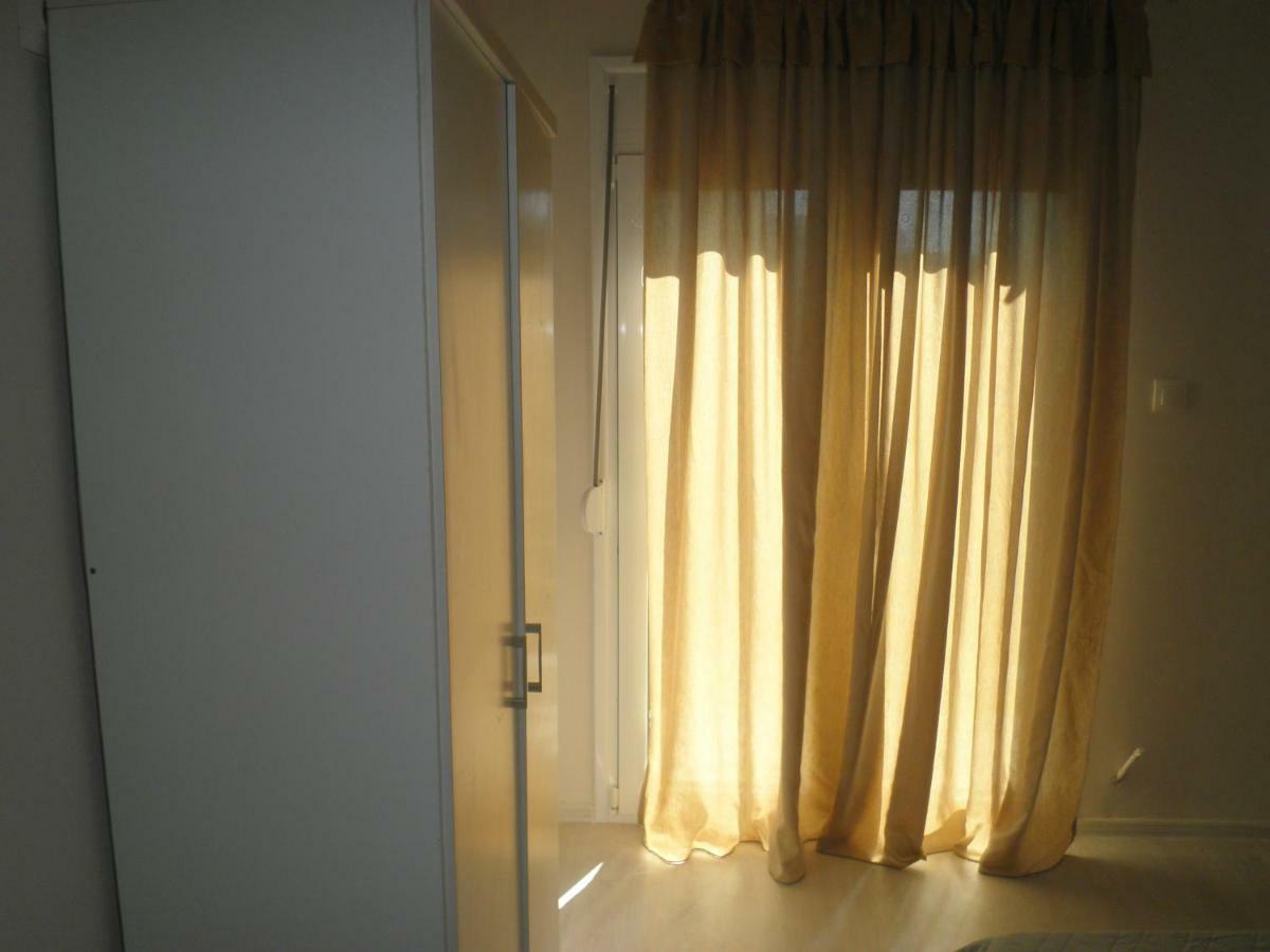 Central Luxurious Suite Near Lighthouse 亚历山德鲁波利斯 外观 照片