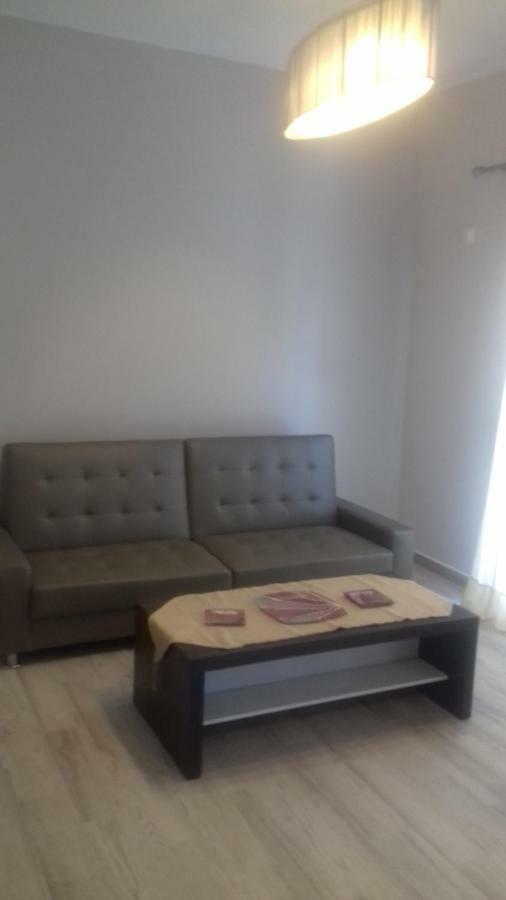 Central Luxurious Suite Near Lighthouse 亚历山德鲁波利斯 外观 照片